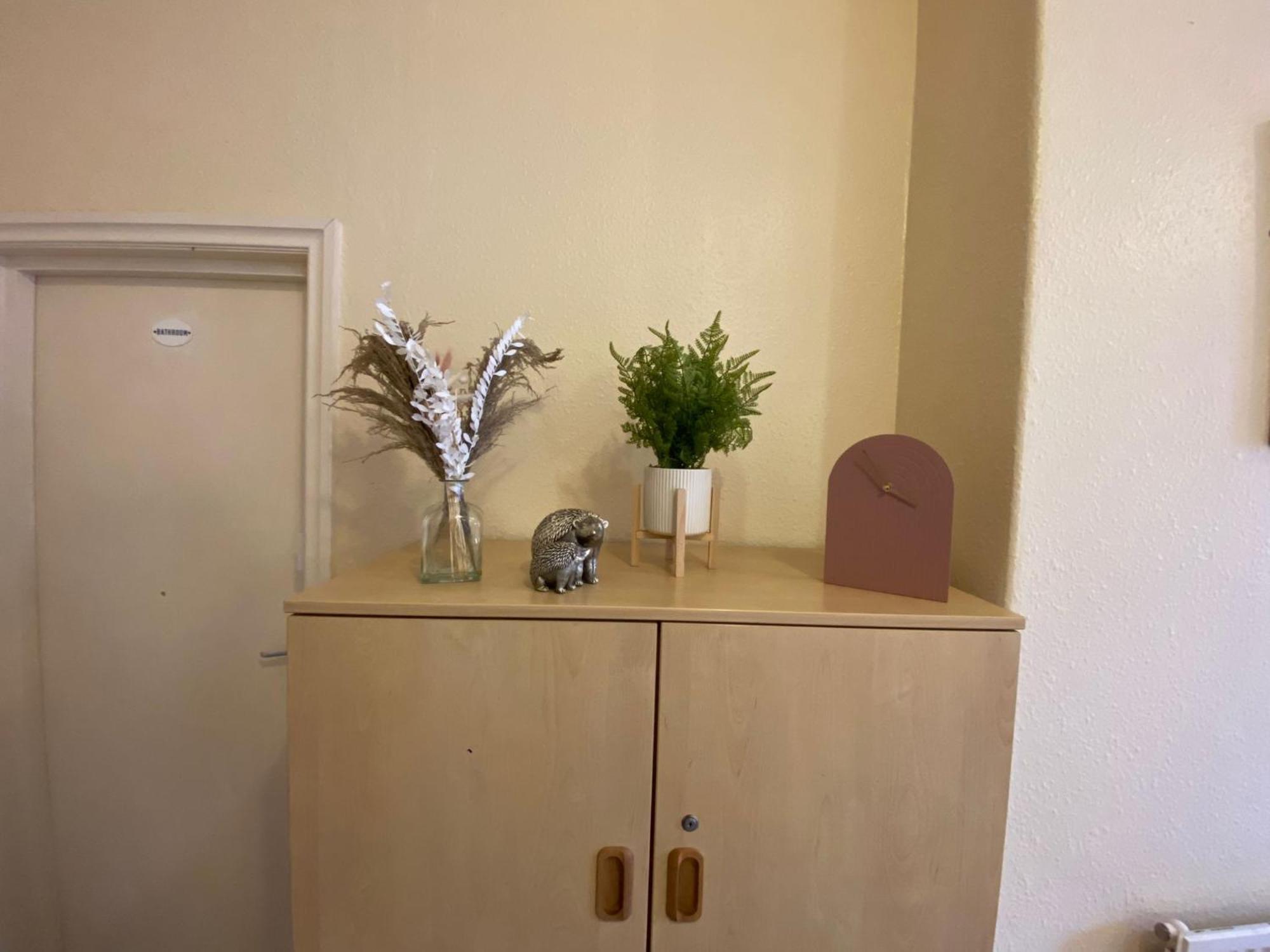 Green Gables Hotel سكرابورو الغرفة الصورة